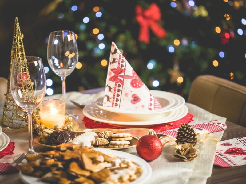 Christmas dinner table